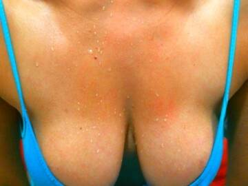 tits on blue